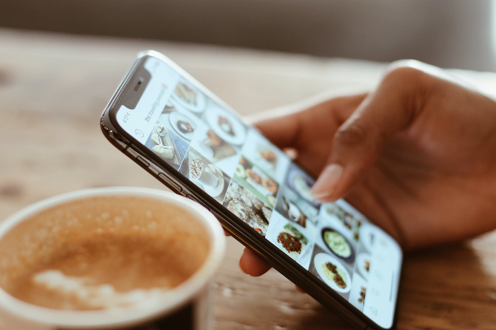Voici 7 raisons pour passer moins de temps sur les réseaux sociaux.